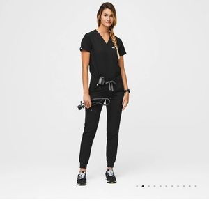Figs scrubs set
